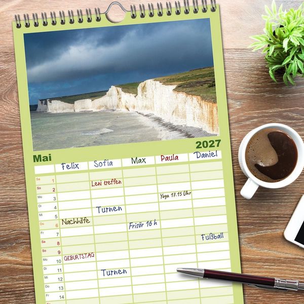 Produktbild: Familienplaner 2027 - Seven Sisters - Gro&szlig;britanniens h&ouml;chste Kreidefelsen mit 5 Spalten (Wandkalender, 21 x 45 cm) CALVENDO
