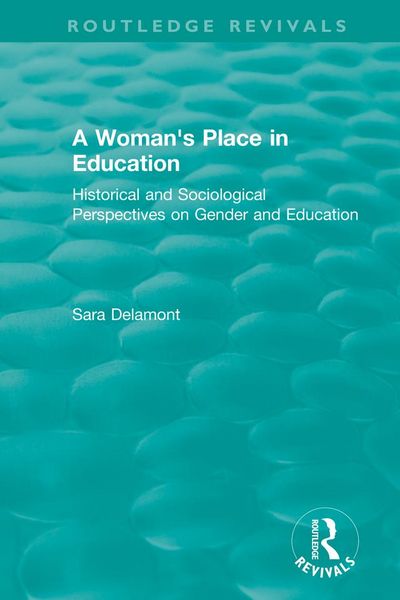 Produktbild: A Woman's Place in Education (1996)