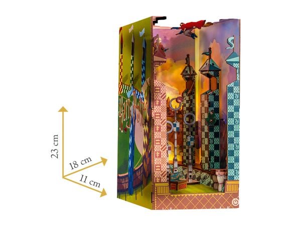 Produktbild: Book Nook DIY B&uuml;cherecke Harry Potter Quidditch Field von Revell Tiny Adventures