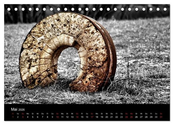 Produktbild: schwarz/wei&szlig; trifft farbe (Tischkalender 2026 DIN A5 quer), CALVENDO Monatskalender