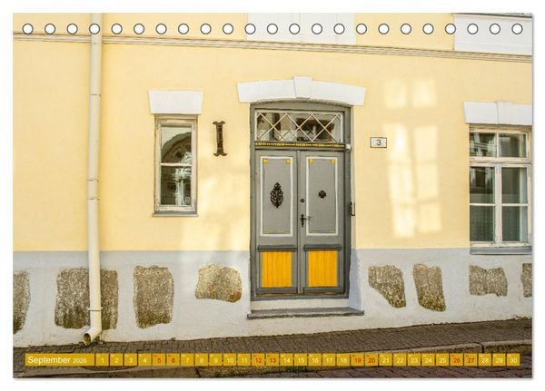 Produktbild: T&uuml;ren-Tore-Tallinn, Stadt mit m&auml;rchenhafter Atmosph&auml;re und Charme (Tischkalender 2026 DIN A5 quer), CALVENDO Monatskalender