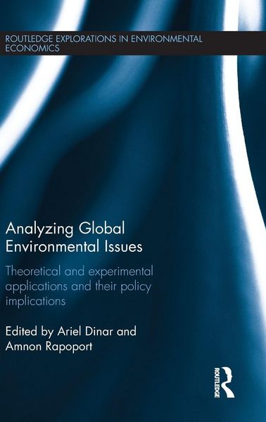 Produktbild: Analyzing Global Environmental Issues