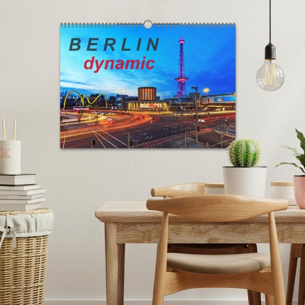 Produktbild: Berlin dynmaic (Wandkalender 2026 DIN A3 quer), CALVENDO Monatskalender