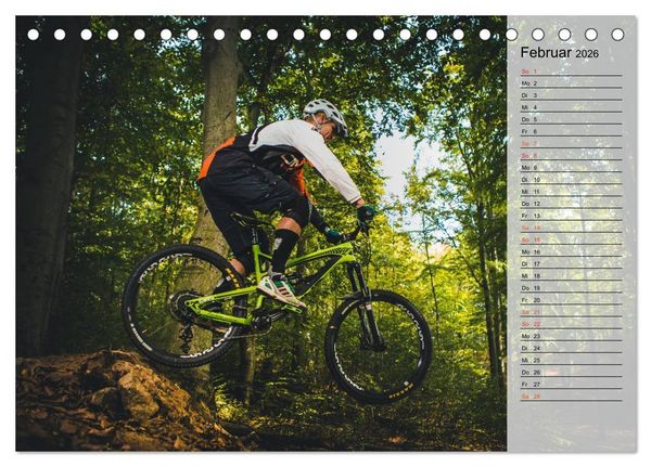 Produktbild: Mountainbike Action (Tischkalender 2026 DIN A5 quer), CALVENDO Monatskalender