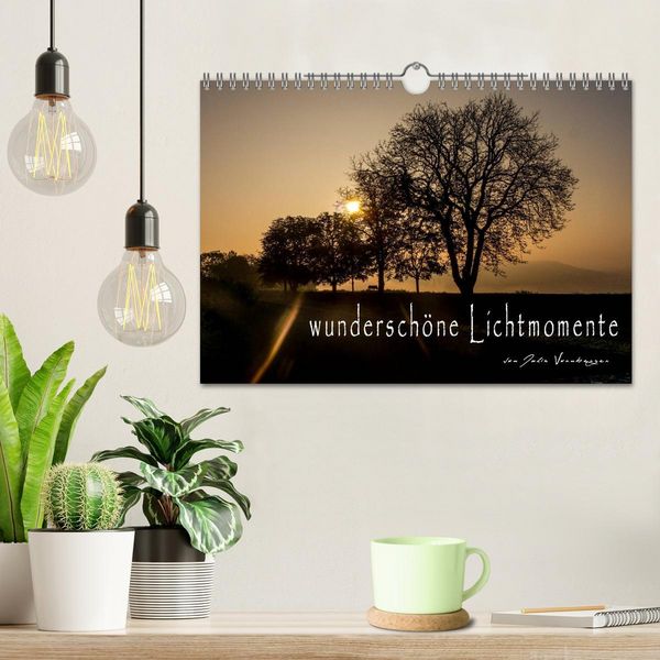 Produktbild: wundersch&ouml;ne Lichtmomente (Wandkalender 2026 DIN A4 quer), CALVENDO Monatskalender