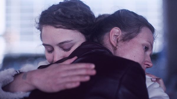 Produktbild: Valeria is getting married