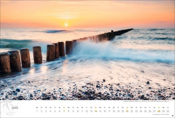 Produktbild: Ostsee Globetrotter Kalender 2026 - Von behaglichen Strandkörben und rauen Küsten