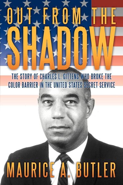 Produktbild: Out from the Shadow