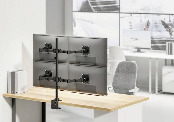 Produktbild: SpeaKa Professional SP-MM-541 Monitor-Tischhalterung 4 Display(s) 43,2cm (17\") - 88,9cm (35\") Schwarz Drehbar, H&ouml;henverstellbar