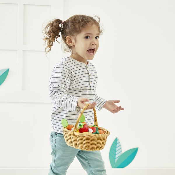 Produktbild: Obst- und Gem&uuml;se Sortiment Im Korb - 24-teiliges Spielset f&uuml;r kleine K&ouml;che