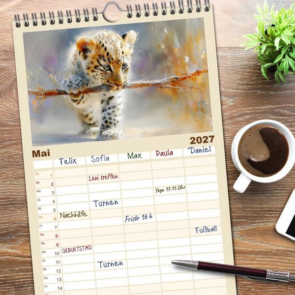 Produktbild: Familienplaner 2027 - Leopardenkinder. Afrikas Katzenbabys im Licht der Natur mit 5 Spalten (Wandkalender, 21 x 45 cm) CALVENDO