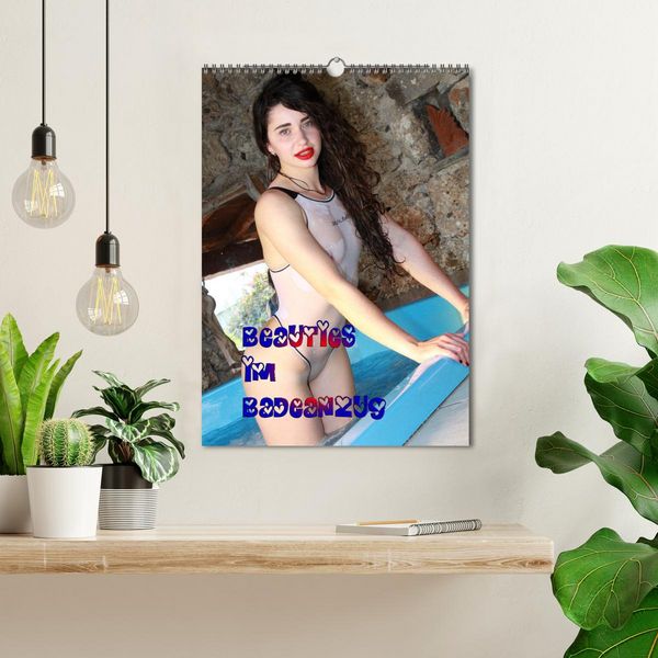 Produktbild: Beauties im Badeanzug (Wandkalender 2026 DIN A3 hoch), CALVENDO Monatskalender