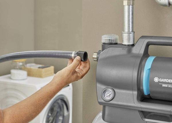 Produktbild: GARDENA 09066-61 3900 Silent Hauswasserwerk 230V 3900 l/h
