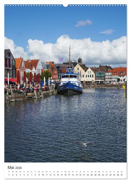 Produktbild: Husum - graue Stadt am Meer (Wandkalender 2026 DIN A2 hoch), CALVENDO Monatskalender