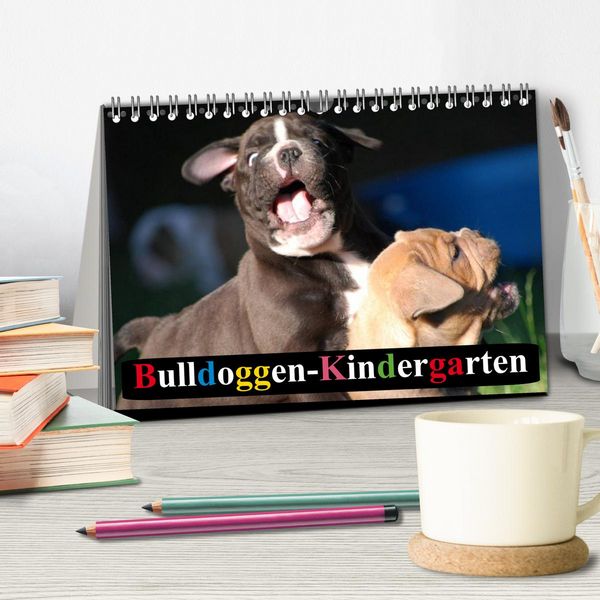 Produktbild: Bulldoggen-Kindergarten (Tischkalender 2026 DIN A5 quer), CALVENDO Monatskalender