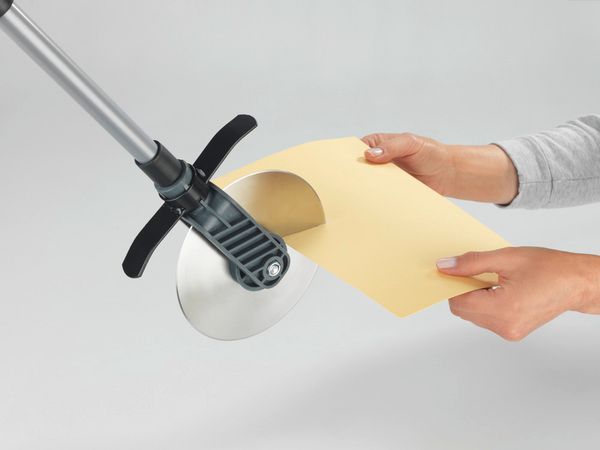 Produktbild: Rasenkanten-Roller Mod. Cut mit Teleskopstiel, ausziehbar von 56 bis 122 cm