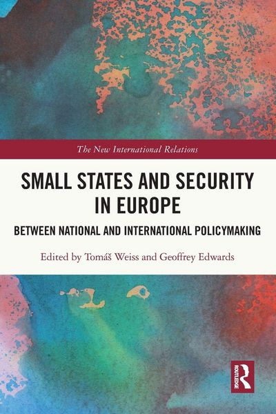 Produktbild: Small States and Security in Europe