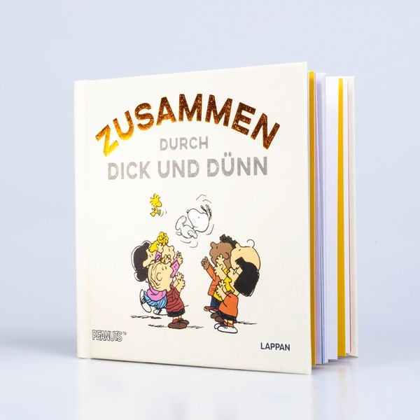 Produktbild: Peanuts Geschenkbuch: Zusammen durch dick und d&uuml;nn