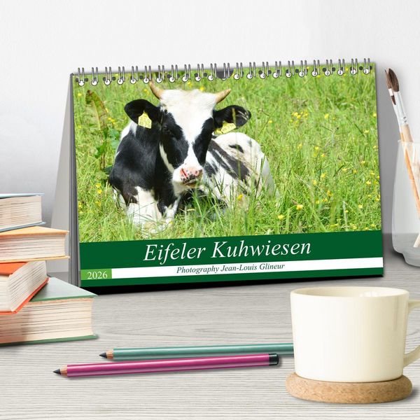 Produktbild: Eifeler Kuhwiesen (Tischkalender 2026 DIN A5 quer), CALVENDO Monatskalender