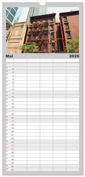 Produktbild: Familienplaner 2026 - Streets of New York - Zu Fu&szlig; durch die Metropole der Superlative mit 5 Spalten (Wandkalender, 21 x 45 cm) CALVENDO