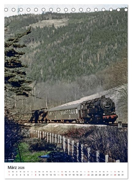 Produktbild: Deutsche Reichsbahn-Dampfz&uuml;ge vor &uuml;ber 40 Jahren (Tischkalender 2026 DIN A5 hoch), CALVENDO Monatskalender
