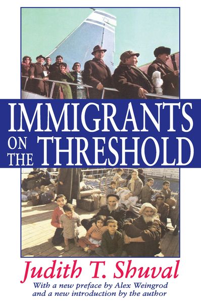 Produktbild: Immigrants on the Threshold