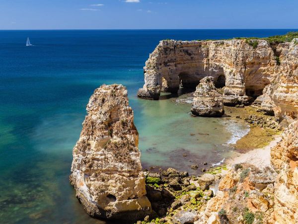 Produktbild: CALVENDO Puzzle Ein Motiv aus dem Kalender Portugals S&uuml;den - Die Algarve | 1000 Teile Lege-Gr&ouml;&szlig;e 64x48cm Foto-Puzzle f&uuml;r gl&uuml;ckliche Stunden