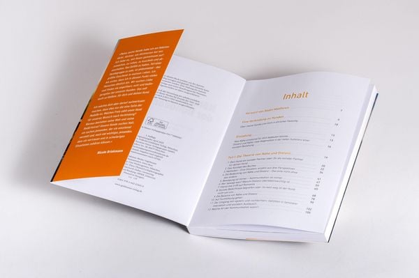 Produktbild: Nähe und Distanz in der Hundeerziehung