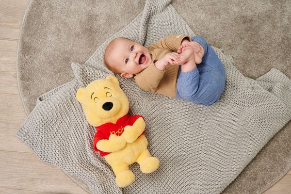 Produktbild: Disney Schlafender Winnie Puuh, 31cm