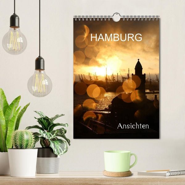 Produktbild: HAMBURG - Ansichten (Wandkalender 2026 DIN A4 hoch), CALVENDO Monatskalender