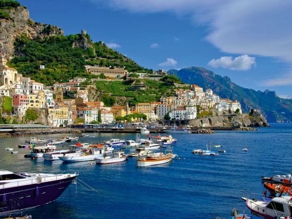 Produktbild: CALVENDO Puzzle Die Stadt Amalfi | 1000 Teile Lege-Gr&ouml;&szlig;e 64x48cm Foto-Puzzle f&uuml;r gl&uuml;ckliche Stunden
