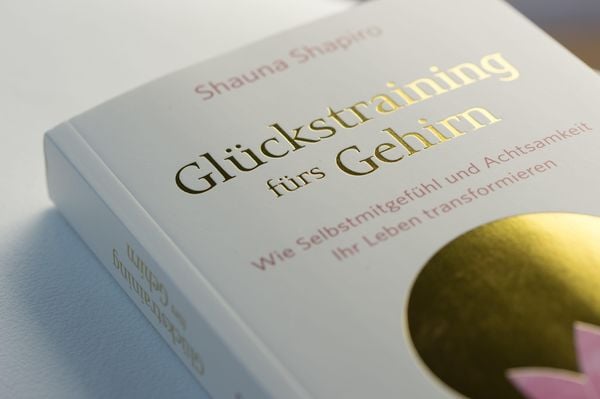 Produktbild: Gl&uuml;ckstraining f&uuml;rs Gehirn