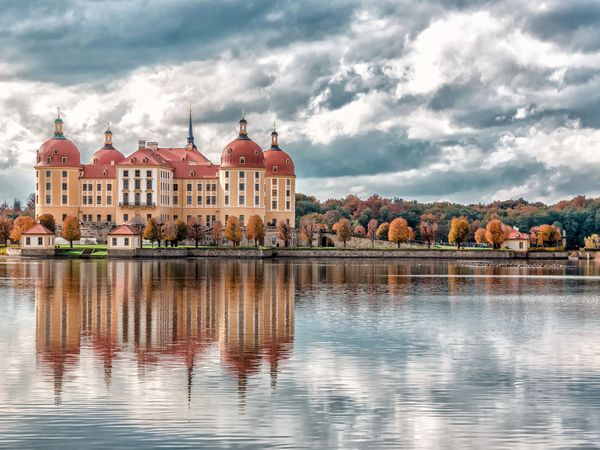 Produktbild: CALVENDO Puzzle Schloss Moritzburg | 1000 Teile Lege-Gr&ouml;&szlig;e 64x48cm Foto-Puzzle f&uuml;r gl&uuml;ckliche Stunden