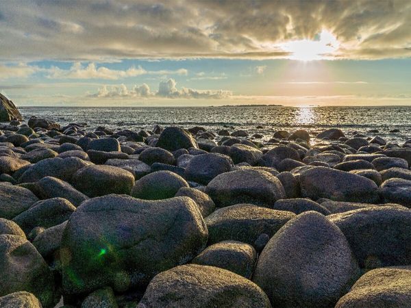 Produktbild: CALVENDO Puzzle Uttakleiv Strand am Abend, Lofoten | 1000 Teile Lege-Gr&ouml;&szlig;e 64x48cm Foto-Puzzle f&uuml;r gl&uuml;ckliche Stunden