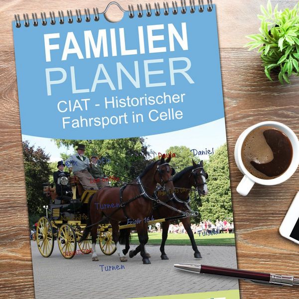 Produktbild: Familienplaner 2026 - CIAT - Historischer Fahrsport in Celle mit 5 Spalten (Wandkalender, 21 x 45 cm) CALVENDO