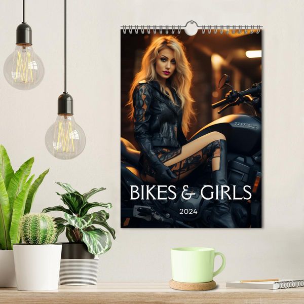 Produktbild: Bikes and Girls: Sexy M&auml;dels auf hei&szlig;en Mottorr&auml;dern (Wandkalender 2026 DIN A4 hoch), CALVENDO Monatskalender