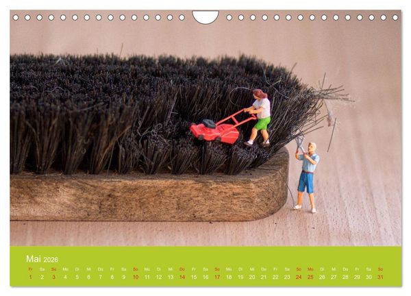 Produktbild: Neue Miniaturen - Klein ganz gro&szlig; 2.0 (Wandkalender 2026 DIN A4 quer), CALVENDO Monatskalender