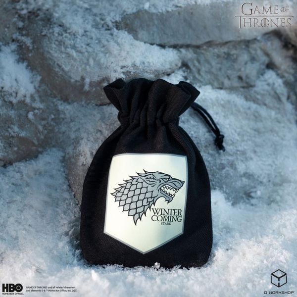 Produktbild: Pegasus QWO98192 - Game of Thrones, Stark, schwarz, W&uuml;rfelbeutel, 16,5cm