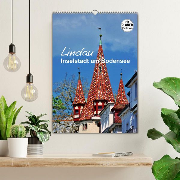 Produktbild: Lindau - Inselstadt am Bodensee (Wandkalender 2026 DIN A2 hoch), CALVENDO Monatskalender