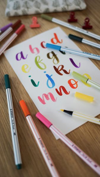 Produktbild: STABILO Pen 68 brush zitronengelb