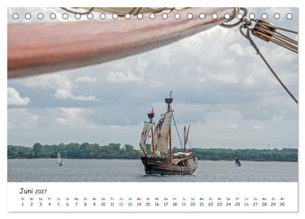 Produktbild: Mit Segel, Rah und Gaffel (Tischkalender 2027 DIN A5 quer), CALVENDO Monatskalender