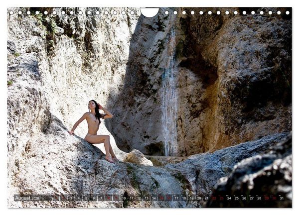 Produktbild: Akt und Natur - im Zauberwald (Wandkalender 2026 DIN A4 quer), CALVENDO Monatskalender
