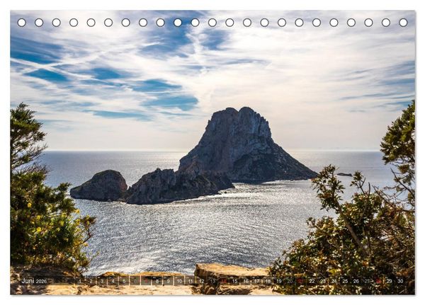Produktbild: Ibiza K&uuml;ste, Buchten und Str&auml;nde (Tischkalender 2026 DIN A5 quer), CALVENDO Monatskalender