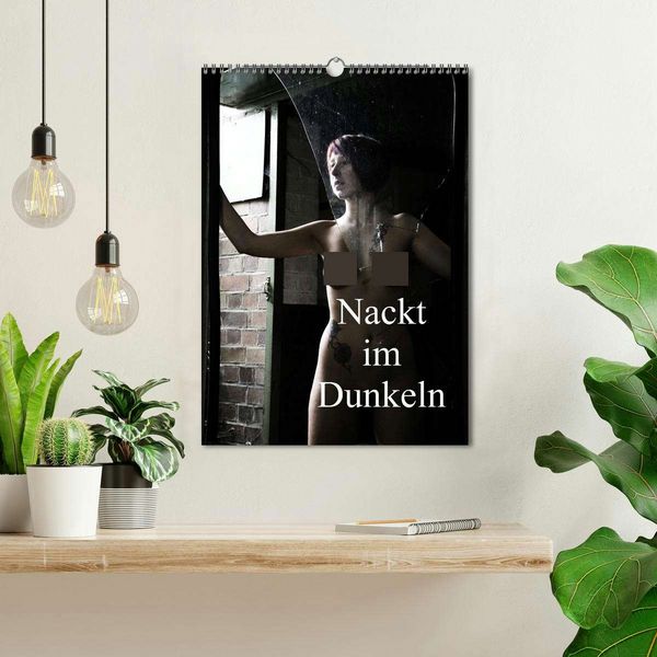Produktbild: Nackt im Dunkeln / 2026 (Wandkalender 2026 DIN A3 hoch), CALVENDO Monatskalender