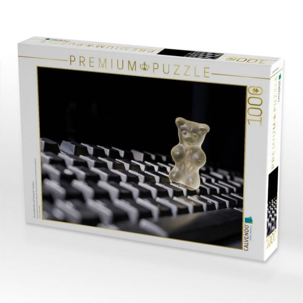 Produktbild: CALVENDO Puzzle Gummib&auml;rchen auf Computer-Tastatur | 1000 Teile Lege-Gr&ouml;&szlig;e 64x48cm Foto-Puzzle f&uuml;r gl&uuml;ckliche Stunden