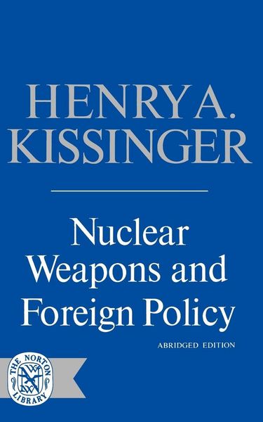 Produktbild: Nuclear Weapons and Foreign Policy
