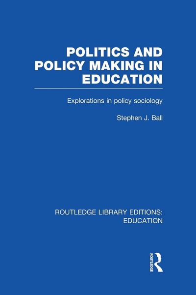 Produktbild: Politics and Policy Making in Education