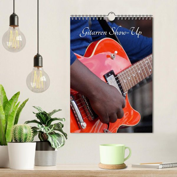 Produktbild: Gitarren Show-Up (Wandkalender 2026 DIN A4 hoch), CALVENDO Monatskalender