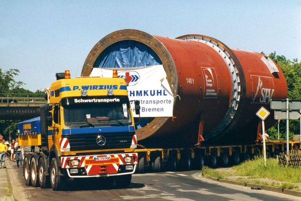 Produktbild: Schwerlastzugmaschinen unterwegs in den 1980er und 1990er Jahren