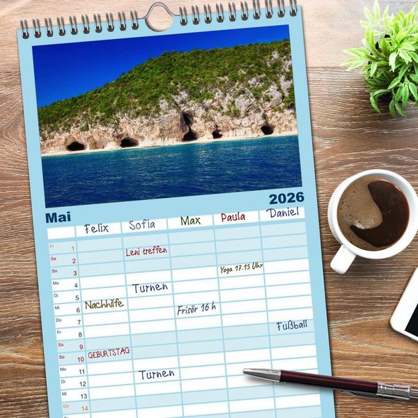 Produktbild: Familienplaner 2026 - Sardinien - Traumstr&auml;nde am Mittelmeer mit 5 Spalten (Wandkalender, 21 x 45 cm) CALVENDO